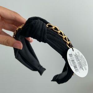 Quo Black Velvet Headband